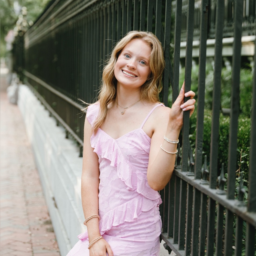 Meet your Posher, Caroline